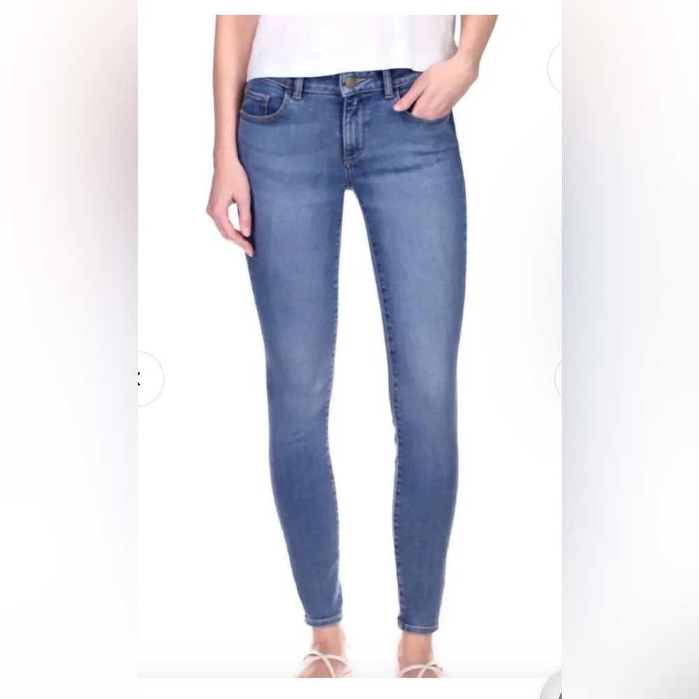 DL1961 EMMA  JEANS color BLOOM size 29
